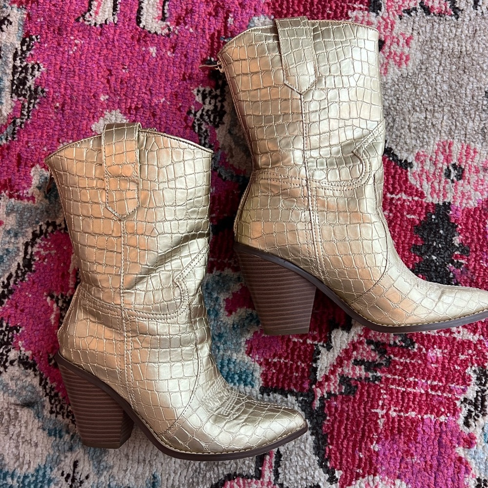 Gold Booties - Picture 3 of 6